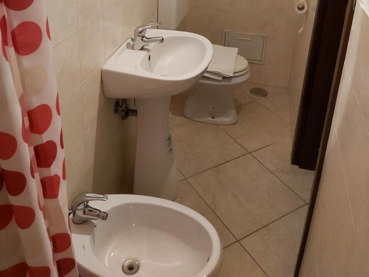 トラーニ La Stradina Bed & Breakfast エクステリア 写真